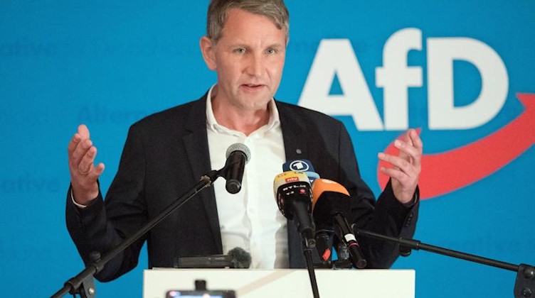 Björn Höcke, Vorsitzender der AfD in Thüringen, spricht zum Wahlkampfauftakt in Sachsen. Foto: Sebastian Kahnert