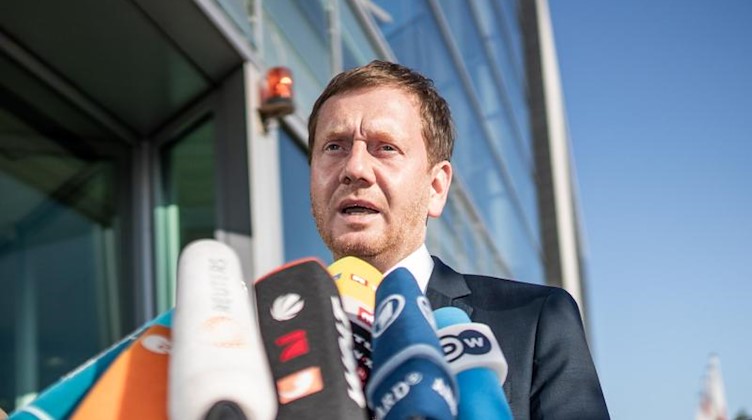 Michael Kretschmer, Landesvorsitzender der CDU und Ministerpräsident in Sachsen, kommt zu den CDU Gremiensitzungen. Foto: Michael Kappeler