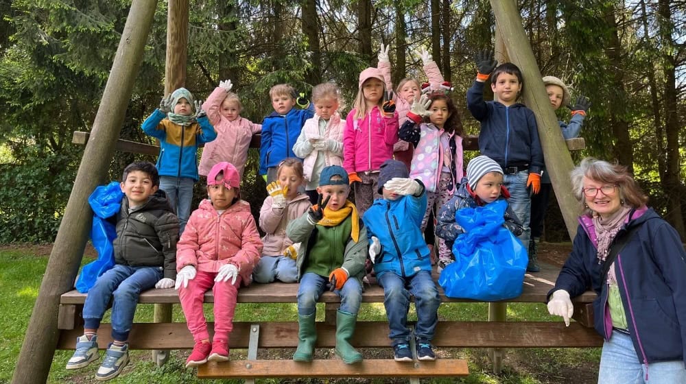 Viel unachtsam Weggeworfenes fanden die Kinder der katholischen Kita. Foto: Stadt Sontra