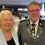 Freuen sich auf ein rauschendes Fest: Irmgard Schönbach (Stellvertretende Oberschafferin), André Faulhaber (Oberschaﬀer der BSG). Fotos Bernard Marks 