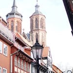 Die Türme der Johanneskirche in Göttingen. Foto Bernard Marks 