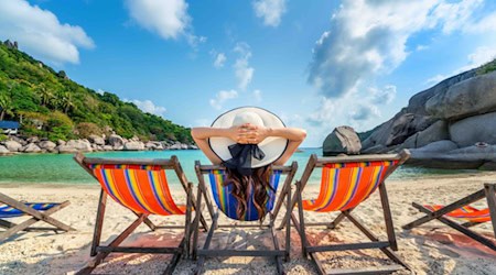 Urlaub ist für jede fünfte Person in Deutschland laut einer aktuellen Umfrage bereits unerschwinglich geworden. Foto: Freepik