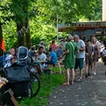 Beliebter Treffpunkt: der Kiosk am Dransfelder Gauß Turm. Foto: GTK