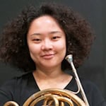 Aufstrebende Musikerin: Die 31-jährige Japanerin Sakura Koyama ist Hornistin des Göttinger Symphonieorchesters. Fotos: Bernard Marks  Aufstrebende Musikerin: Die 31-jährige Japanerin Sakura Koyama ist Hornistin des Göttinger Symphonieorchesters. Fotos: Bernard Marks