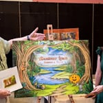 Geschichten und Kreativität: Jedes Kapitel wird von einem Ausmalbild begleitet – mal verspielt, mal geheimnisvoll, mal komisch. Foto: Wegener