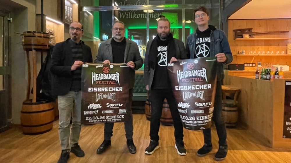 Kay Weseloh von Einbeck Marketing, Marc Kerger, Vorstand der Einbecker Brauhaus AG, Tobias Langer und Felix Erdmer von der Dluxe Media Rosdorf. Fotos Bernard Marks, Deluxe Media