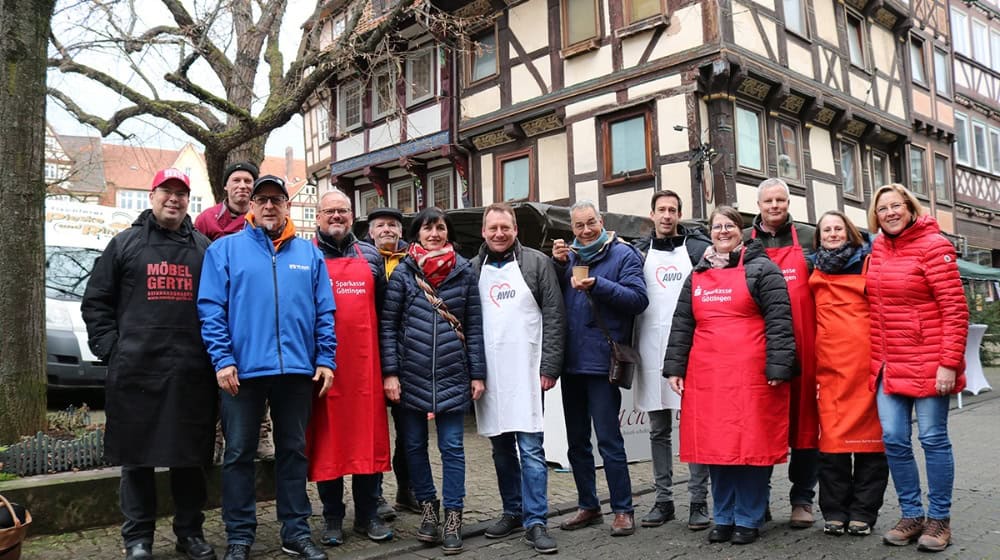 Zahlreiche Unterstützer, Ehrenamtliche und Sponsoren trugen zum Erfolg bei und setzten ein starkes Zeichen für die Hospizarbeit in Hann. Münden. Foto: Wesche