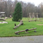 Der Abenteuerspielplatz am Kattenbühl war über Jahrzehnte ein beliebter Treffpunkt für Kinder und Jugendliche und soll nun neues Leben eingehaucht bekommen. Foto: Naturpark Münden