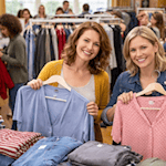 Stoffwechsel in Hann. Münden: Am 20. März Textilien tauschen statt wegwerfen. Symbolfoto KI generiert