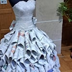 Papierkleid der Johannisbergschule, Witzenhausen. Foto: Pressestelle Werra-Meißner-Kreis