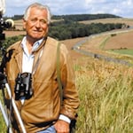 Heinz Sielmann bei den Dreharbeiten zu „Tiere im Schatten der Grenze“ 1988 an der Grenze bei Duderstadt (Foto: Archiv Heinz Sielmann Stiftung)