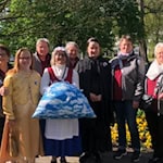 Besuchen Sie die 30. Märchenwoche vom 5. bis 12. April. Denken Sie daran, sich den offiziellen Märchenbutton für 5 € zu sichern. Sie unterstützen damit direkt die ehrenamtliche Arbeit des Vereins.