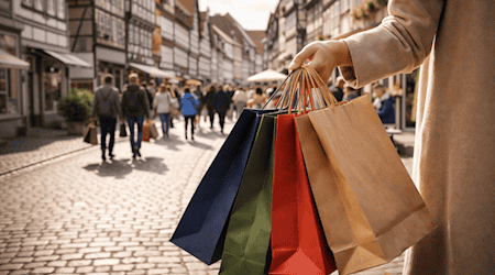 Verkaufsoffen in Hann. Münden am 22. März. Symbolbild KI generiert