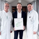 v.l.n.r.: Dr. Kulenkampff, Stefan Bertelsmann (Geschäftsführer), Dr. Ibishi (Chefarzt  Gynäkologie/Geburtshilfe).Foto: AGAPLESION
