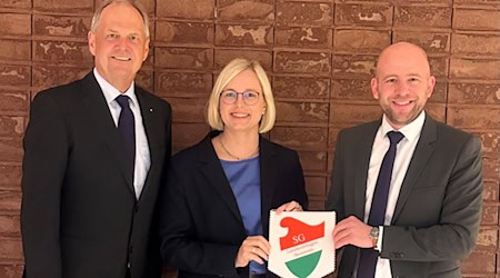 337.500 Euro Bundesförderung für neuen Kunstrasenplatz in Benterode