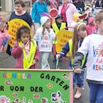 Tolle Beiträge sind immer beim Festumzug zu sehen – die Evangelische Kita war mit dem Thema „Gottes bunter Garten“ im vergangenen Jahr auch dabei. Foto: Stadt Sontra