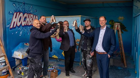 Sind zufrieden: von links Goran Grubac, Lars Gurofski, Stefan Beer, Roger Bernd und VHM-Geschäftsführer Marc Pfütz freuen sich auf viele Gäste. Foto: Ulbrich