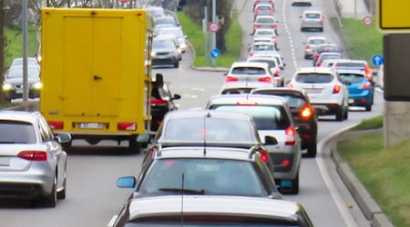 Erhebliche Staugefahr droht am kommenden Mittwoch in Göttingen wegen Vollsperrung des Autobahnzubringers Nord an der B 27 in Weende. Foto: Pixaby