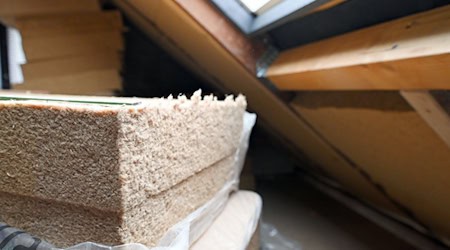 Eine fachgerecht ausgeführte Wärmedämmung kann den Energieverbrauch eines Gebäudes deutlich senken. Pauschale Einsparversprechen sollten dennoch kritisch geprüft werden. Foto: Landesenergieagentur (LEA)