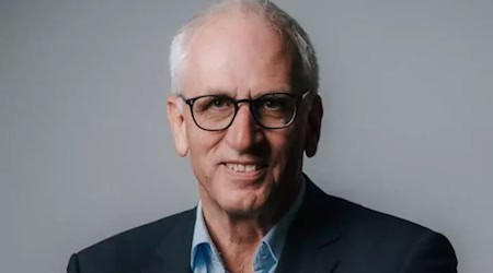 Karl-Heinz Mügge ist seit 1995 als Rechtsanwalt und Strafverteidiger tätig. Sein Tätigkeitsschwerpunkt liegt im Steuerstraf- und Wirtschaftsstrafrecht. Darüber hinaus vertritt er Mandanten bundesweit in sämtlichen Bereichen des Strafrechts. Foto Mügge Pischel