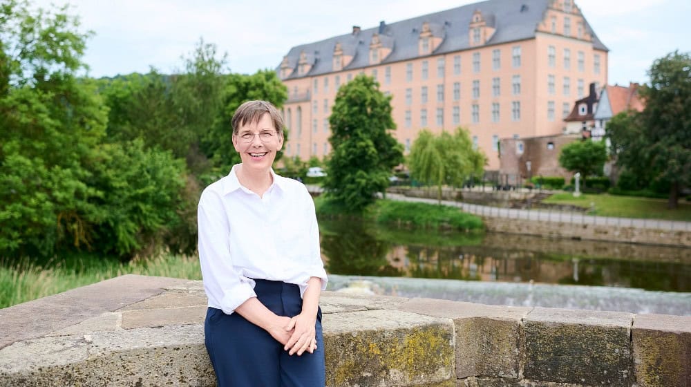 Die Entscheidung ist gefallen: Dr. Ulrike Witt (SPD) gewinnt die Stichwahl um das Landratsamt im Landkreis Göttingen mit 65,46 Prozent. Harm Adam (CDU) erreicht 34,54 Prozent.