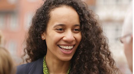 Göttingens neue Oberbürgermeisterin: Onyeka Oshionwu gehört seit Jahren zur Göttinger Kommunalpolitik. Die Grünen-Politikerin ist seit 2021 Ratsmitglied und ehrenamtliche Bürgermeisterin der Stadt Göttingen.