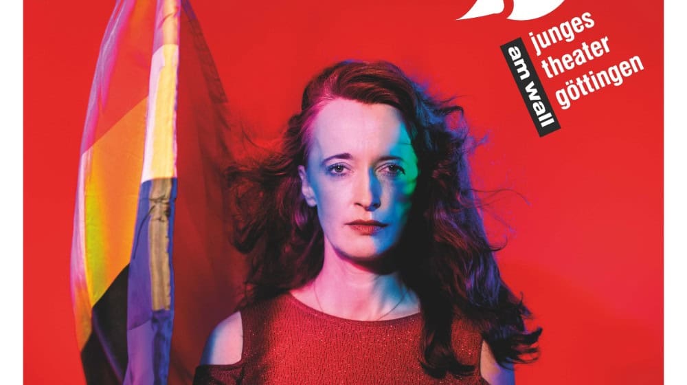 Mit „Doktormutter Faust“ bringt das Junge Theater Göttingen eine zeitgenössische Neuinterpretation des bekannten Faust-Stoffes von Fatma Aydemir auf die Bühne.