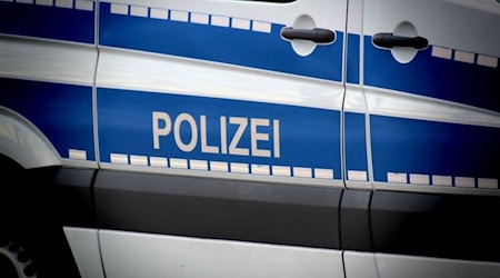 Im Bereich des Wesersteins in Hann. Münden entdeckten Polizeibeamte den siebenjährigen Jungen in der Weser und brachten ihn sicher ans Ufer. Symbolbild pixabay