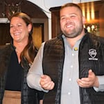 Ein besonderer Tag für Sarah und Fabio Schinkel: Mit der offiziellen Eröffnung ihres Brauhotels schlagen die Geschwister ein neues Kapitel in der Geschichte des Witzenhäuser Familienunternehmens auf. Foto: Wesche