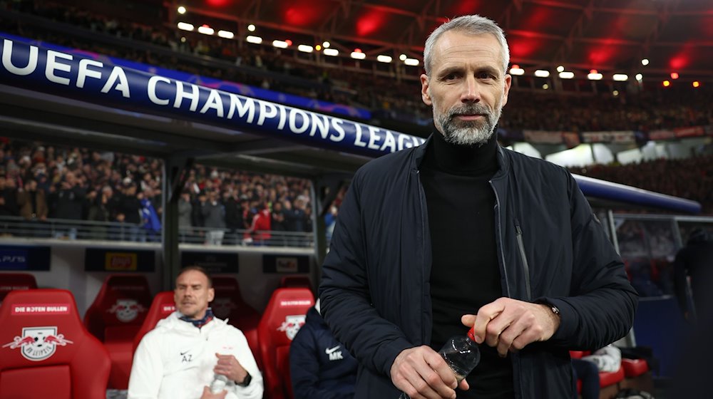 Leipzigs Trainer Marco Rose vor dem Spiel. Über die Champions League kann sich Leipzig für die neue Club-WM qualifizieren. / Foto: Jan Woitas/dpa