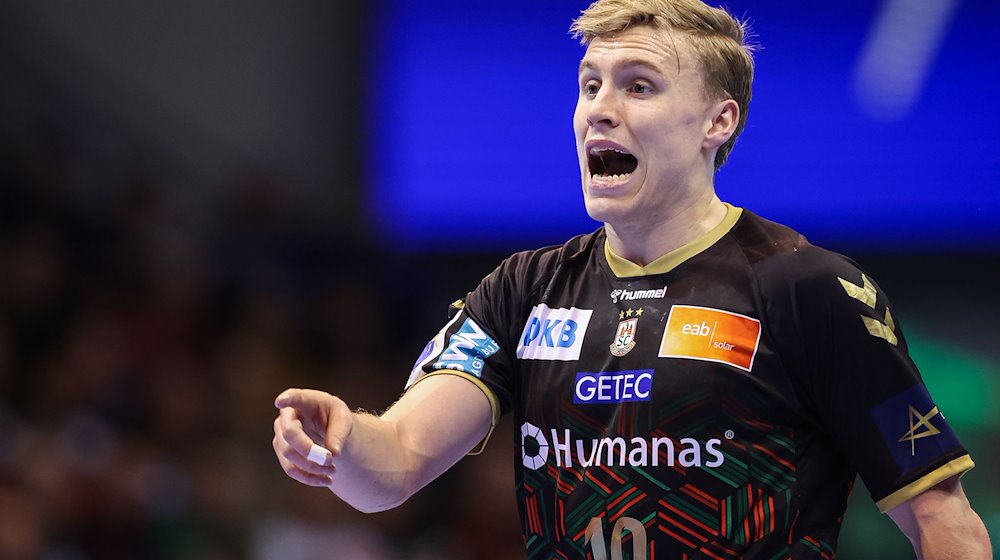 Magdeburgs Gisli Kristjansson gestikuliert. / Foto: Ronny Hartmann/dpa-Zentralbild/dpa/Archivbild Magdeburgs Gisli Kristjansson gestikuliert. / Foto: Ronny Hartmann/dpa-Zentralbild/dpa/Archivbild