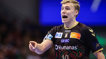 Magdeburgs Gisli Kristjansson gestikuliert. / Foto: Ronny Hartmann/dpa-Zentralbild/dpa/Archivbild Magdeburgs Gisli Kristjansson gestikuliert. / Foto: Ronny Hartmann/dpa-Zentralbild/dpa/Archivbild