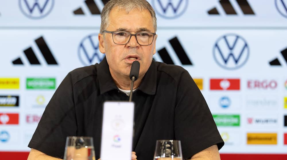 Andreas Rettig, Geschäftsführer Sport des Deutschen Fußball-Bundes (DFB), spricht bei einer Pressekonferenz. / Foto: Jürgen Kessler/dpa/Archivbild