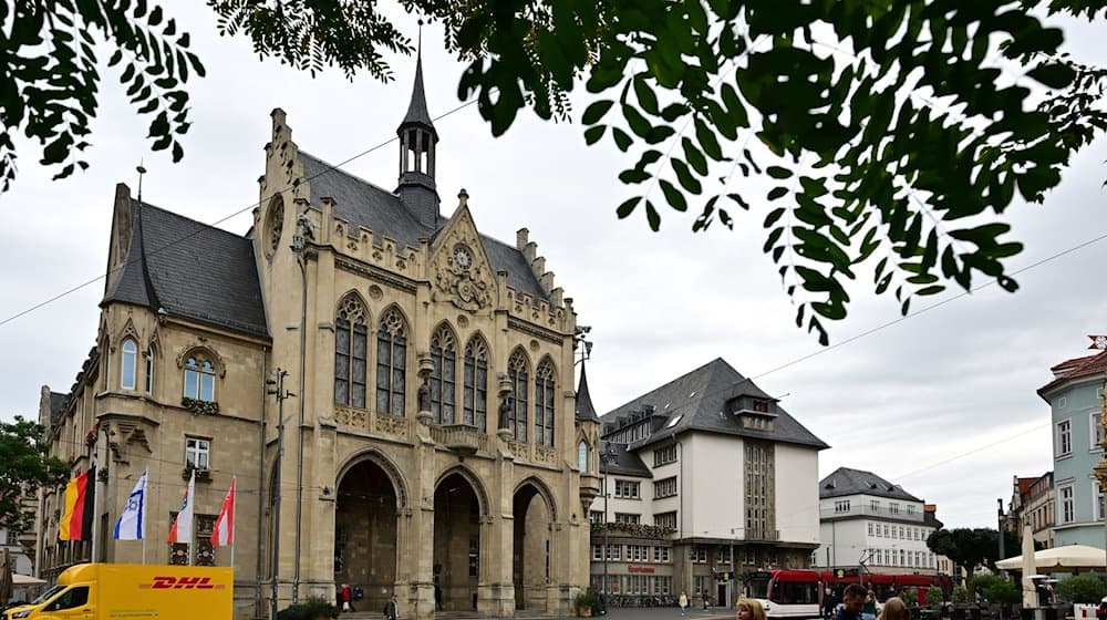 Das Rathaus der Landeshauptstadt Erfurt. / Foto: Martin Schutt/dpa