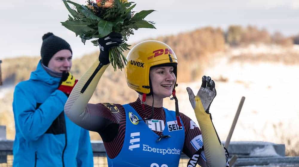 In der kommenden Saison geht Dajana Eitberger gemeinsam mit Magdalena Matschina als Doppel «Eitberger/Matschina» an den Start. / Foto: David Inderlied/dpa