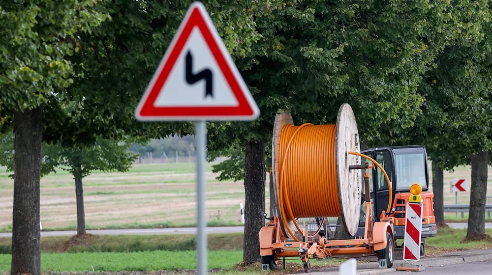 Erst 14 Prozent der privaten Haushalten in Thüringen sind mit Glasfaser versorgt. / Foto: Jan Woitas/dpa-Zentralbild/dpa