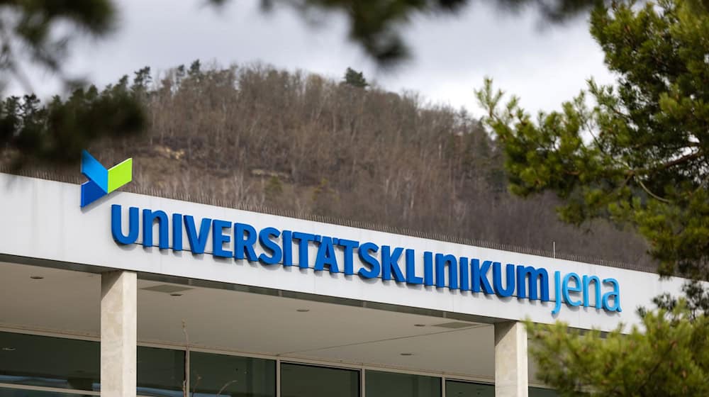 Muss das Jenaer Universitätsklinikum einen Kredit aufnehmen? / Foto: Michael Reichel/dpa