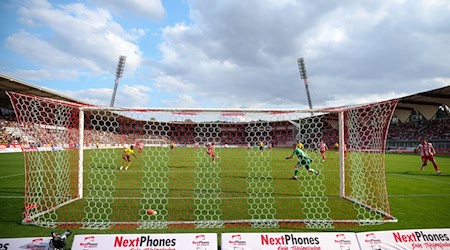 VIele Sportstätten in Ostdeutschland haben einen Sanierungsstau. / Foto: Jan Woitas/dpa