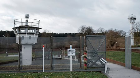 Das kleine Dorf an der bayerisch-thüringischen Grenze war im Kalten Krieg jahrzehntelang geteilt und erlangte als «Little Berlin» internationale Berühmtheit. (Archivbild) / Foto: Daniel Vogl/dpa