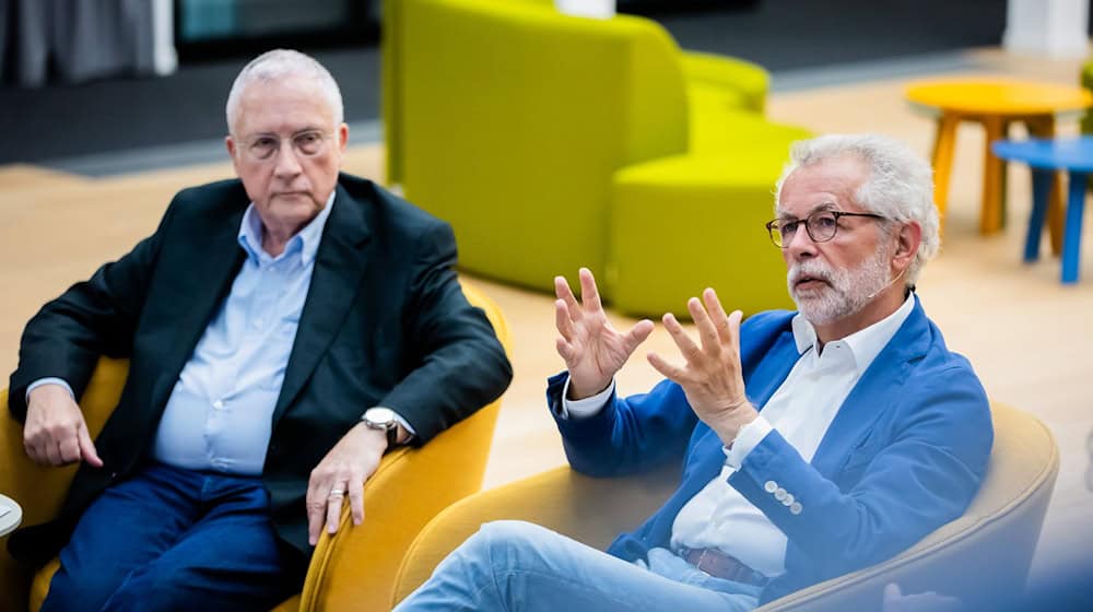 Der Ausgang der Landtagswahlen in Sachsen und Thüringen am Wochenende ist auch für Experten wie den Meinungsforscher Manfred Güllner und den Dresdner Politologen Hans Vorländer ungewöhnlich schwer einzuschätzen. / Foto: Christoph Soeder/dpa