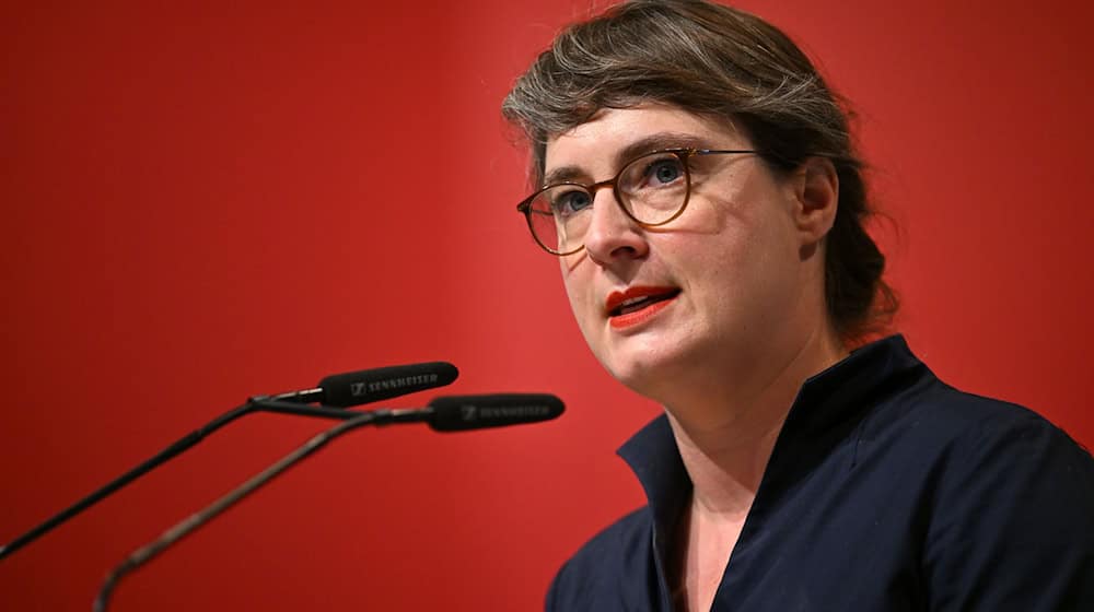 Ulrike Grosse-Röthig nennt die Ampel-Pläne zum Ende der Staatsleistungen für Kirchen «Unsinn». (Archivbild) / Foto: Martin Schutt/dpa