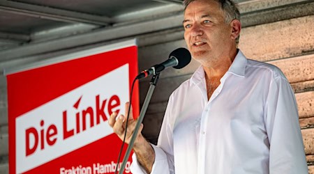 Von seiner Linken erwartet Jan van Aken noch einiges - auch und gerade in Thüringen. / Foto: Axel Heimken/dpa