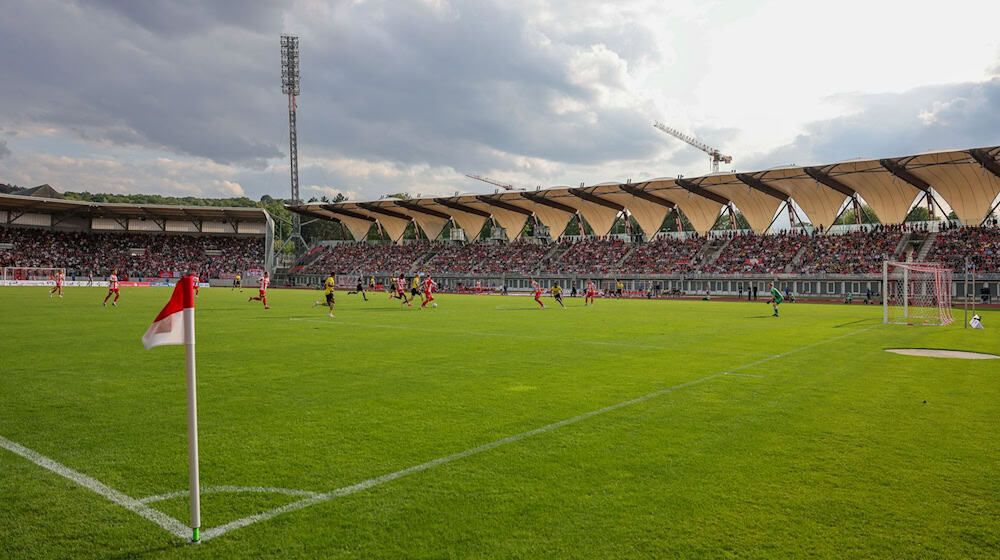 Das Steigerwaldstadion in Erfurt. Der Club sucht einen Trikotpsonsor per Gewinnspiel. / Foto: Jan Woitas/dpa