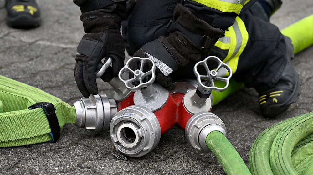 Die Polizei spricht von einem erheblichen Sachschaden. (Symbolbild) / Foto: Roberto Pfeil/dpa