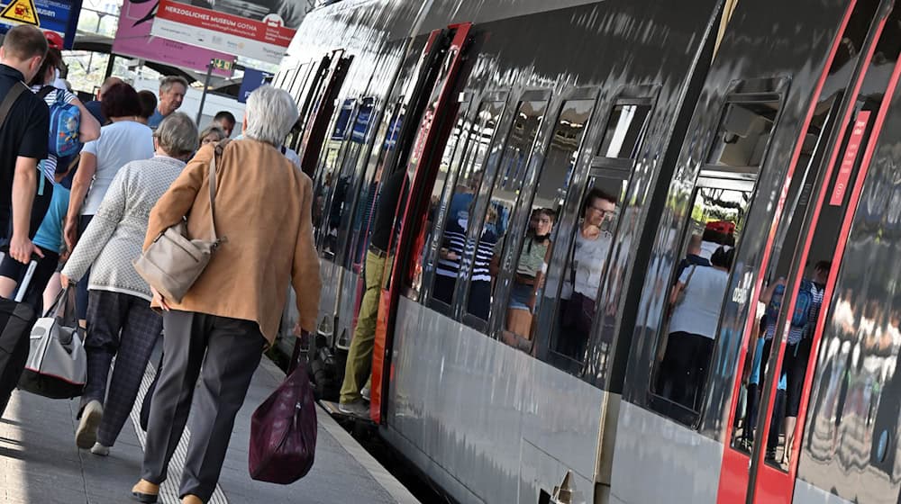 Ausschreibung: Bahnstrecken in Nordthüringen fährt DB Regio / Foto: Martin Schutt/dpa