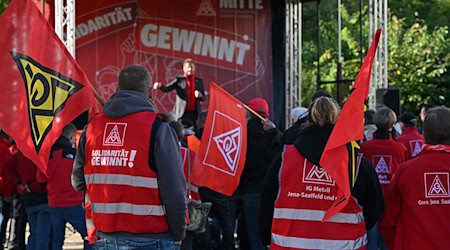 Gewerkschaft macht Druck bei Thüringer Metall-Tarifverhandlungen / Foto: Martin Schutt/dpa