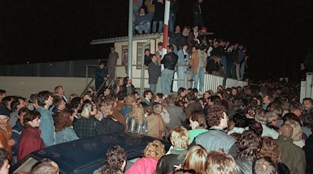 Am 9. November vor 35 Jahren fiel die Berliner Mauer. (Archivfoto) / Foto: dpa/dpa