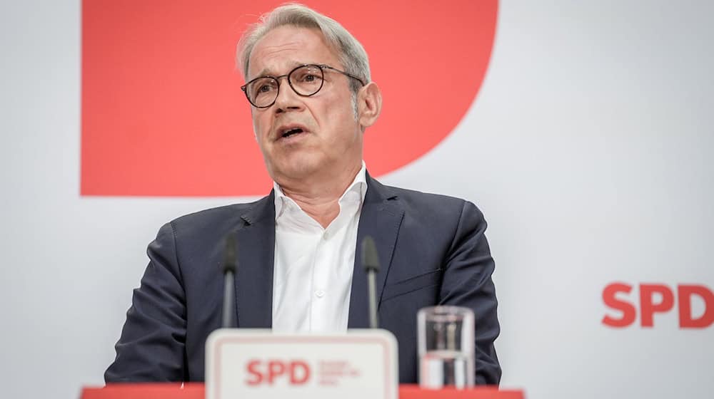 Sieht den Ball bei der CDU: Georg Maier, Thüringens Innenminister und SPD-Spitzenkandidat bei der Landtagswahl. / Foto: Kay Nietfeld/dpa