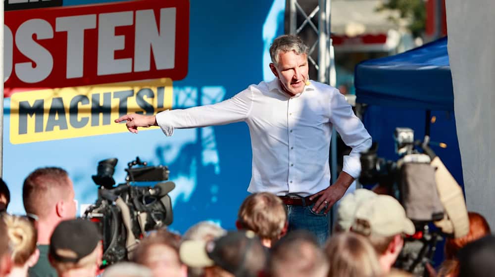 In Thüringen hat Björn Höcke den Wahlkampf der AfD angeführt. Die Partei wird vom Landesverfassungsschutz als rechtsextremistisch eingestuft. (Archivbild) / Foto: Matthias Bein/dpa