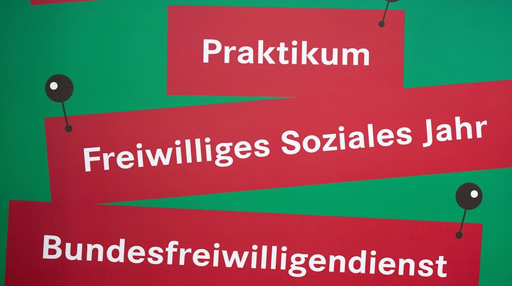 Die Arbeitswelt kennenlernen und einen Dienst für die Gesellschaft leisten: Das Freiwillige Soziale Jahr ist Teil des sogenannten Thüringen Jahrs. (Archivfoto) / Foto: Sebastian Kahnert/dpa